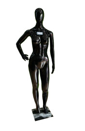 Manequim preto Feminino mo na cintura pernas pose brilhante