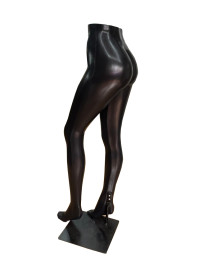 Busto expositor preto de cala feminino pose