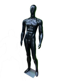 Manequim preto em fibra bombado masculino pose